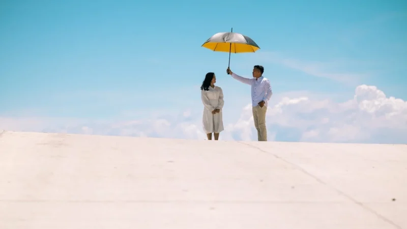 Innowacyjne gadżety reklamowe od parasoli po parawany plażowe z nadrukiem