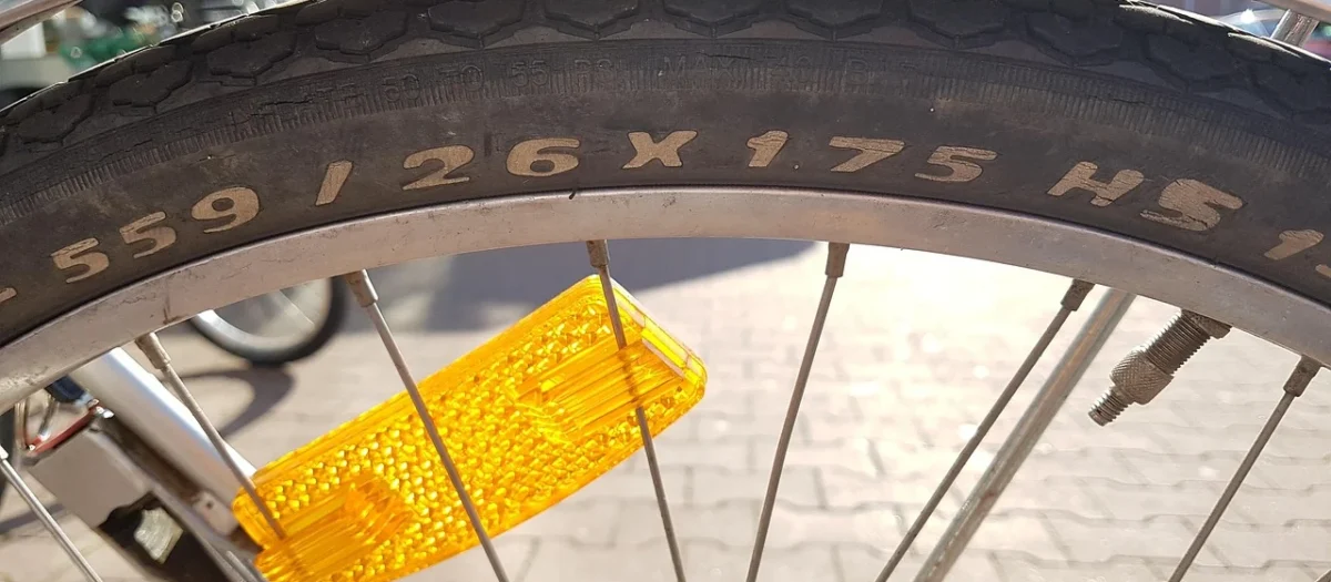 Maxxis M6102 F /R 61H