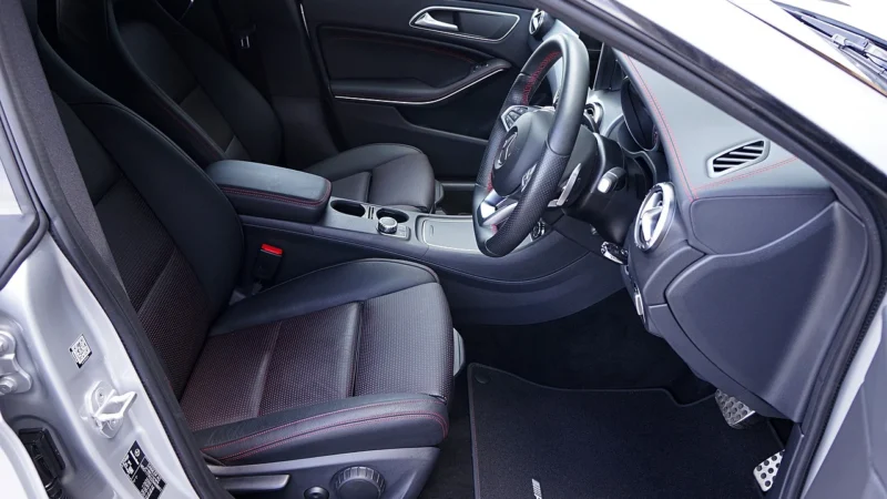 Mercedes C Klasa W202 W203 W204 pokrowiec Welur