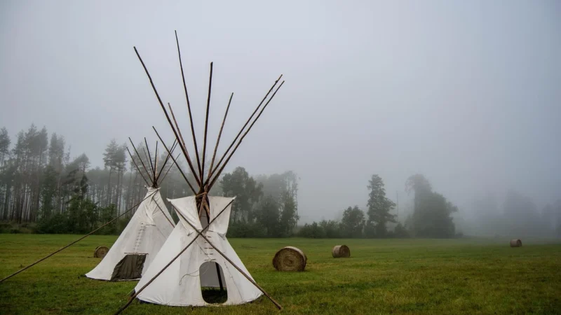 MIA home Namiot Tipi Chmurki Pink