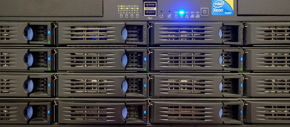 Micron 7300 PRO 7.68TB U.2 NVMe TLC 3D-NAND (MTFDHBE7T6TDF-1AW1ZABYY)