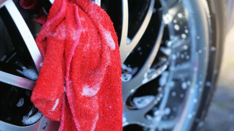Moje Auto Szampon z woskiem 1,3L pomara?czowy