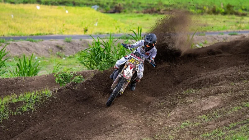 Motul 800 2T FACTORY LINE OFF ROAD 1L