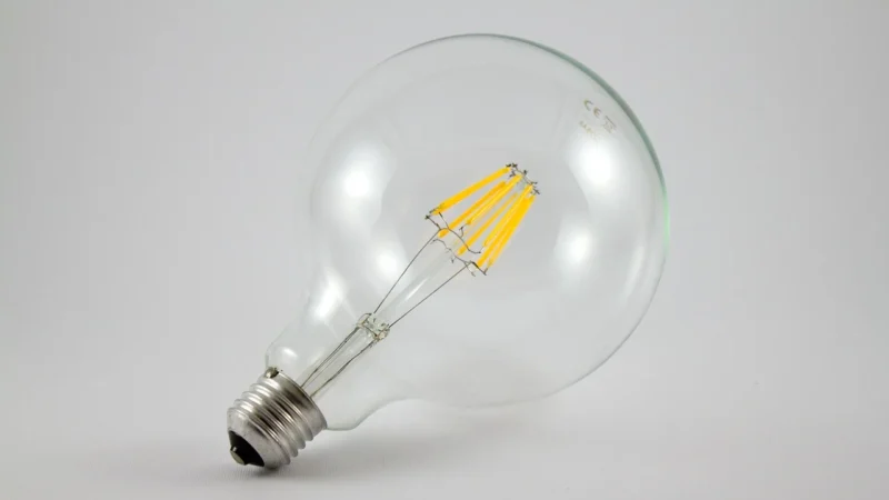 Omega Led Comfort 2800K E14 6W Candle 43394 5907595433945
