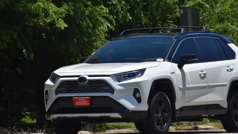 Przegląd Lexus UX 250h – Doskonały Wybór Samochodu Poleasingowego
